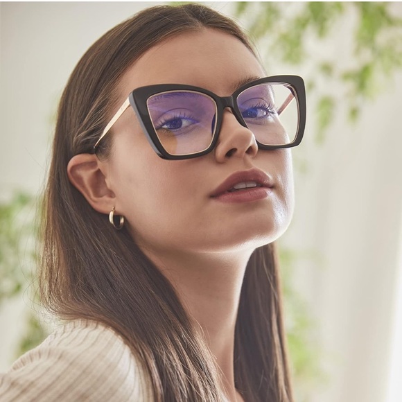 DIFF Becky IV blue light glasses (Black & Gold) - Picture 3 of 11